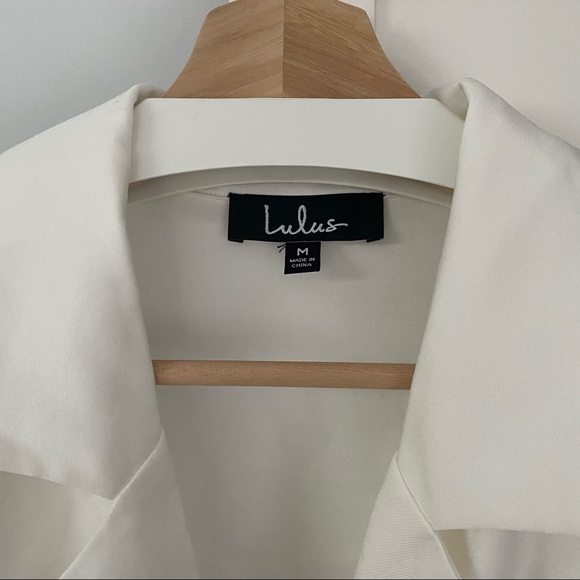 Lulus Boss Mode White Satin Long Sleeve Wrap Top, NWT, Size medium 🌷 - Picture 9 of 13